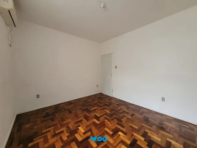 Imagem 11: Apartamento 2 dormitórios com dependência 70m2 Moinhos de Vento Av. Cristóvão