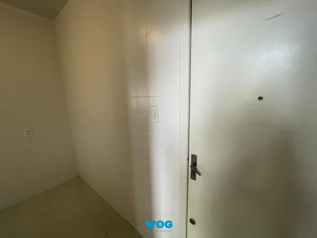 Imagem 4: Apartamento 2 dormitórios com dependência 70m2 Moinhos de Vento Av. Cristóvão