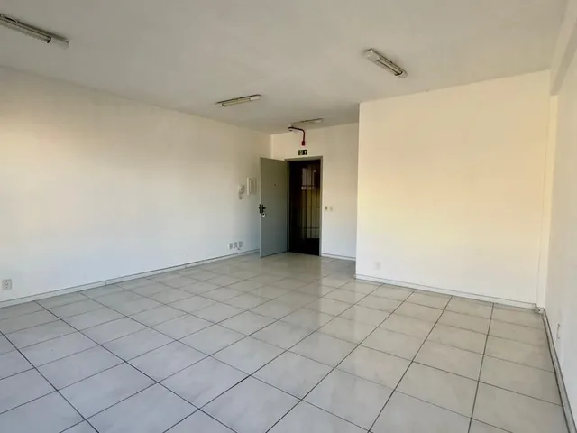 Imagem 3: ? Oportunidade imperdível! ? Sala Comercial à Venda – Bairro Floresta