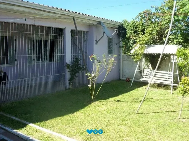 Imagem 4: Casa a venda no bairro Ponta Grossa com 3 quartos / 1 suite / 2 banheiros / 2 va