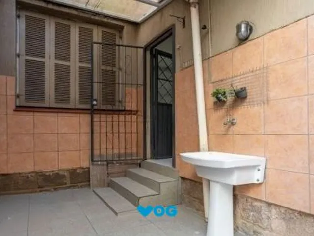 Imagem 12: Apartamento no bairro Petrópolis de 2 dormitórios térreo com pátio DESOCUPADO