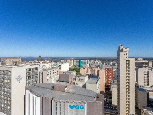 Imagem 12: JK mobiliado com sacada e vista na Borges de Medeiros no Centro Historico