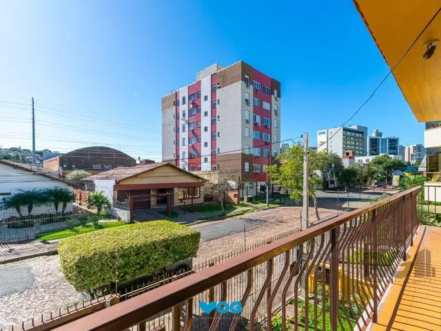 Imagem 14: Casa no Partenon com 4 dormitórios e 4 vagas DESOCUPADA