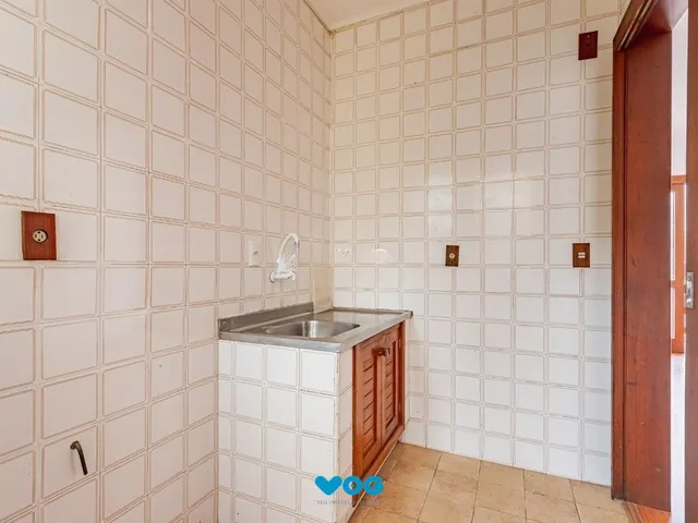 Imagem 7: Apartamento com 1 Suite, sacada e 1 vaga de garagem no bairro Cidade Baixa