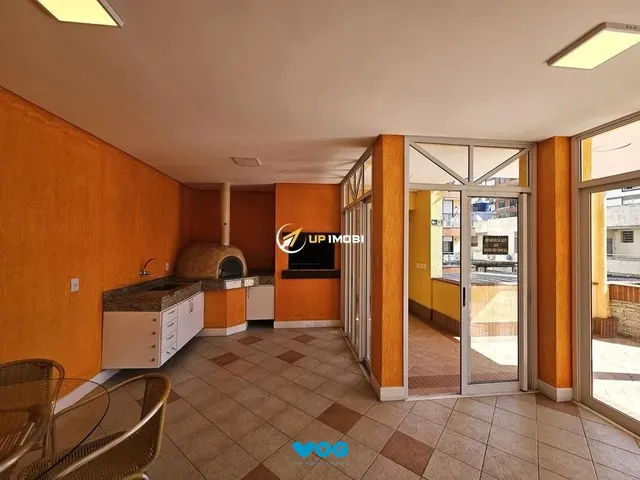 Imagem 6: Apartamento Impecável com Vista Panorâmica, 2 Suítes e Living Ampliado