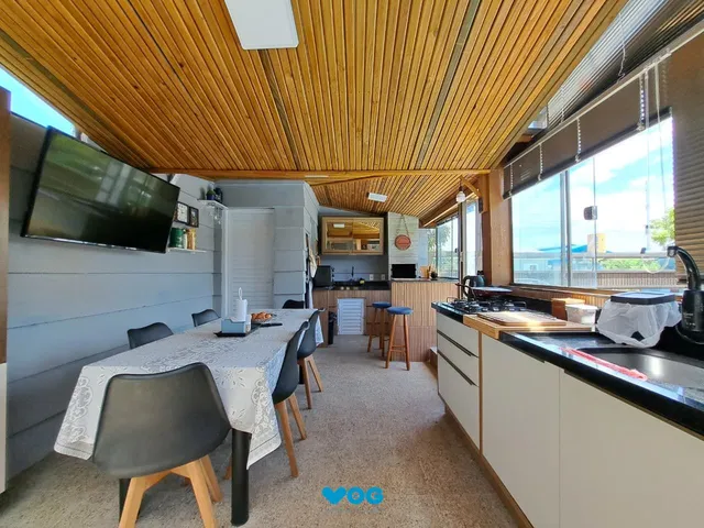 Imagem 10: Casa com 04 dormitórios e piscina na praia de Imbé/ RS