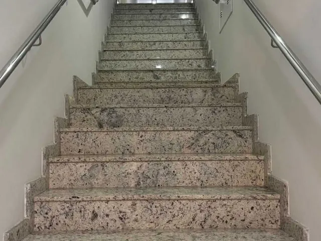 Imagem 9: Sala comercial para alugar no bairro Vila Cruz - Poços de Caldas/MG