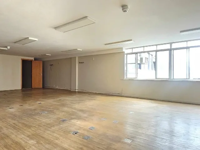Imagem 16: SCS QD. 02 EDIFÍCIO SERRA DOURADA - LOCAÇÃO SALA COM 120m² ÚTEIS APROXIMADAMENTE