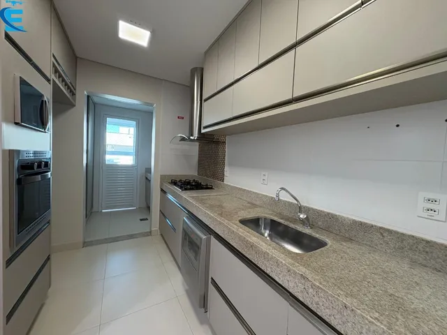 Imagem 2: Apto 3/4 com suíte, em condomínio clube, de alto padrão e 2 vagas soltas, em excelente