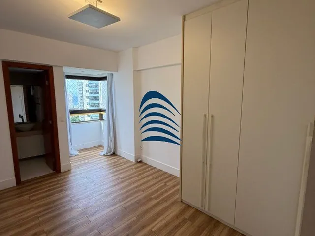 Imagem 10: VENDA Apartamento em Armação - 3 quartos com suíte, 94m2, dependência (porém a