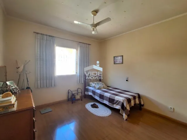 Imagem 16: Casa a Venda no Jardim Leonor | com 3 Quartos | 4 Vagas de Garagem | Zoneamento Zc2