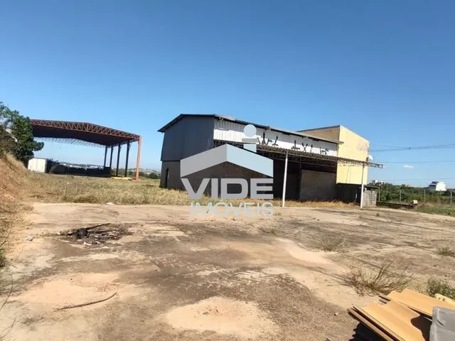 Imagem: Terreno Comercial de Esquina para Venda