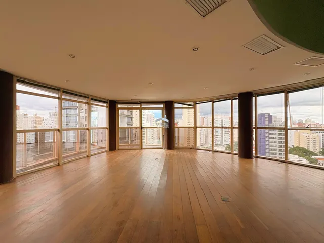 Imagem: O apartamento na cobertura possui 4 Dormitórios, 4