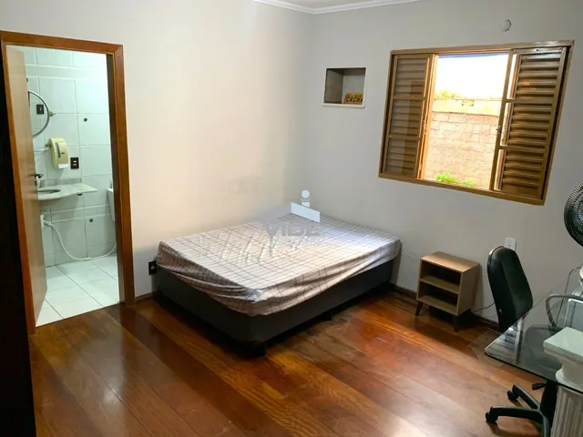 Imagem 6: Casa Comercial para Venda | Chacara da Barra