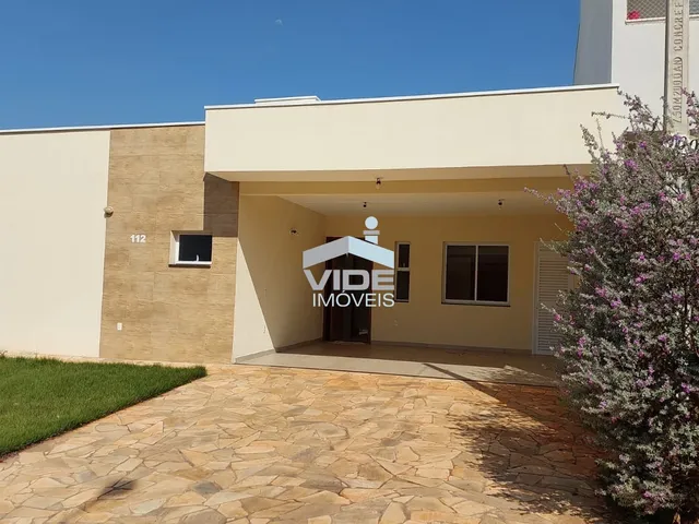 Imagem: ALUGO OU VENDO CASA NOVA E TERREA EM PAULÍNIA