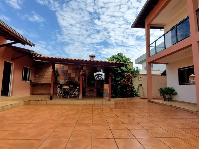 Imagem 14: Venda de Casa em Condomínio em Campinas-Sp com 4 Quartos, 2 Suítes, 2 Salas e 501M² de Área