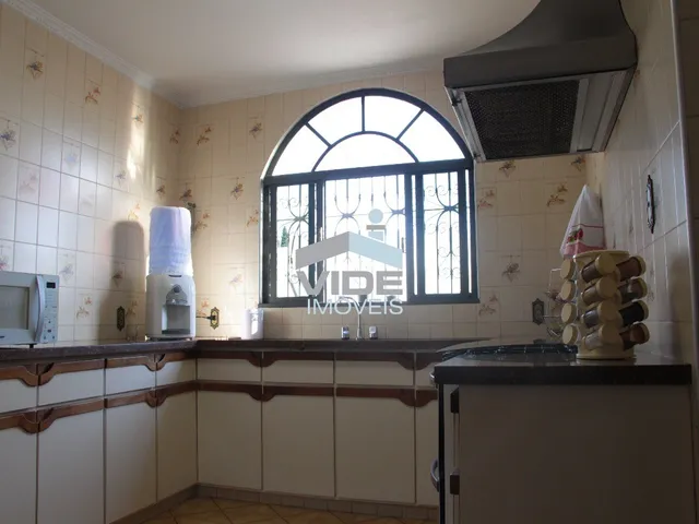Imagem 4: CASA PARA VENDER EM CAMPINAS NO PARQUE TAQUARAL COM 12 VAGAS DE GARAGEM