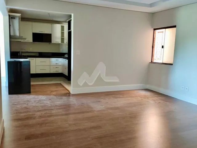 Imagem 8: Apartamento Semi Mobiliado com 01 Suíte + 02 Quartos na Região do Lago, TOLEDO - PR