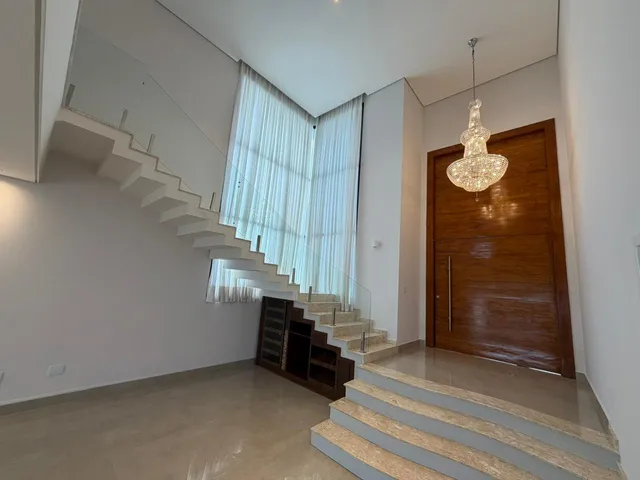 Imagem: Imperdível Casa em Condomínio à Venda