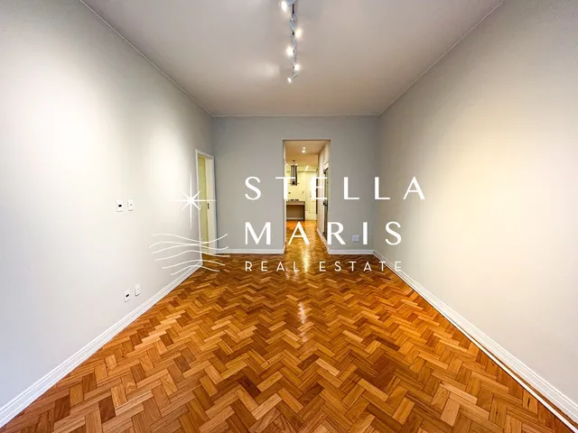 Imagem 3: Copacabana, Lindo Apartamento totalmente reformado por Arquiteto à venda em ótima