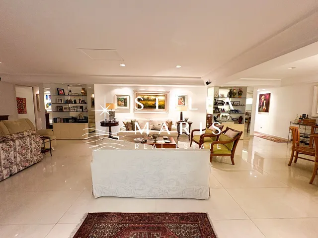 Imagem 14: Leblon, Excelente Apartamento reformado à venda com varanda, vista para copa das
