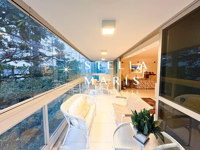 Imagem 9: Leblon, Excelente Apartamento reformado à venda com varanda, vista para copa das