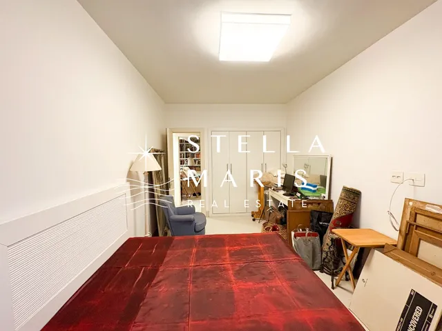 Imagem 13: Leblon, Excelente Apartamento reformado à venda com varanda, vista para copa das