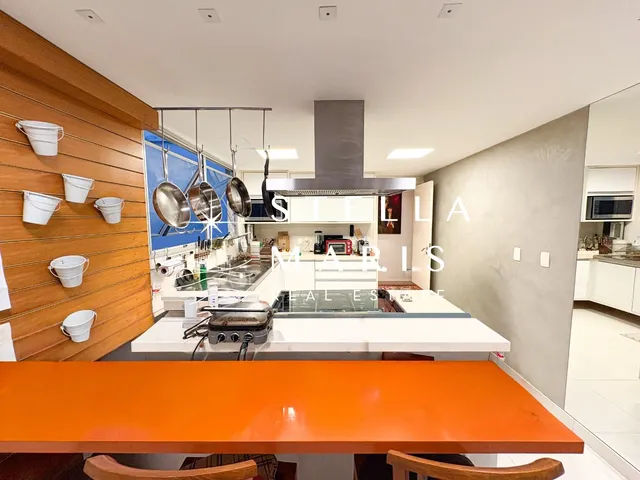 Imagem 8: Leblon, Excelente Apartamento reformado à venda com varanda, vista para copa das