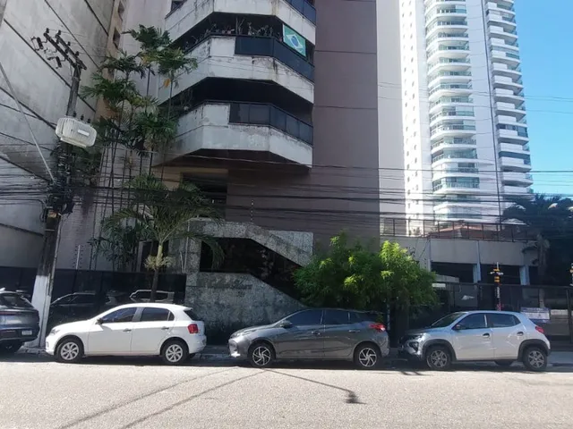 Imagem 12: Apartamento de 300m² no Reduto com 4 suítes e 3 vagas de garagem