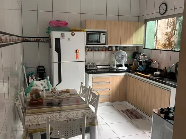 Imagem 5: Casa com 3 pavimentos na Marambaia com energia solar e 2 vagas de garagem