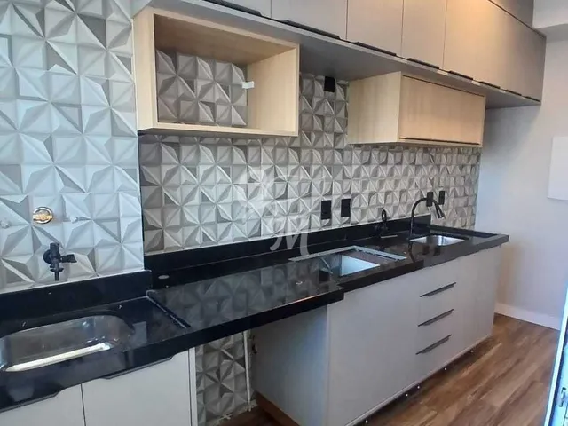 Imagem: O apartamento possui 4 Dormitórios, 1 Suíte, 2 Banheiros,