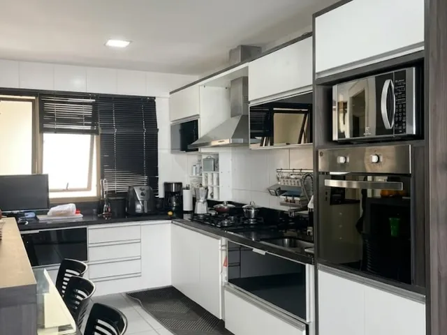 Imagem 3: Apartamento de Luxo à Venda em Alphaville I, Salvador-BA 4 Quartos, 143m²