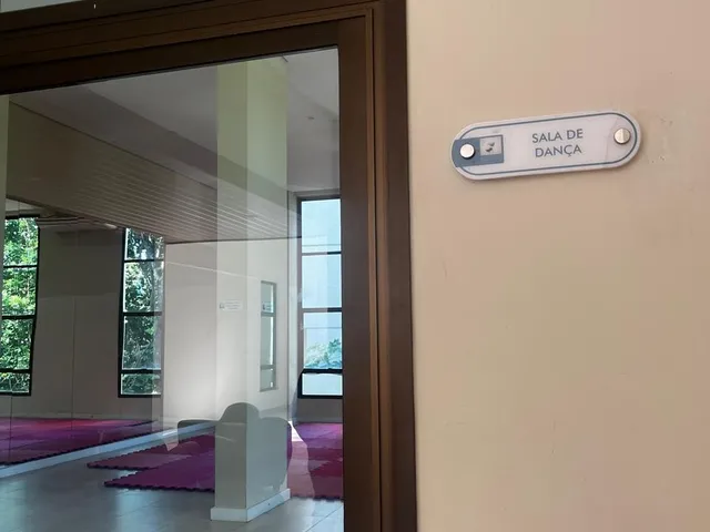Imagem 2: Apartamento de Luxo à Venda em Alphaville I, Salvador-BA 4 Quartos, 143m²