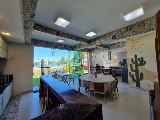 Imagem 11: Casa de Luxo à Venda na Praia do Flamengo em Salvador-BA: 4 Quartos, Energia Solar e