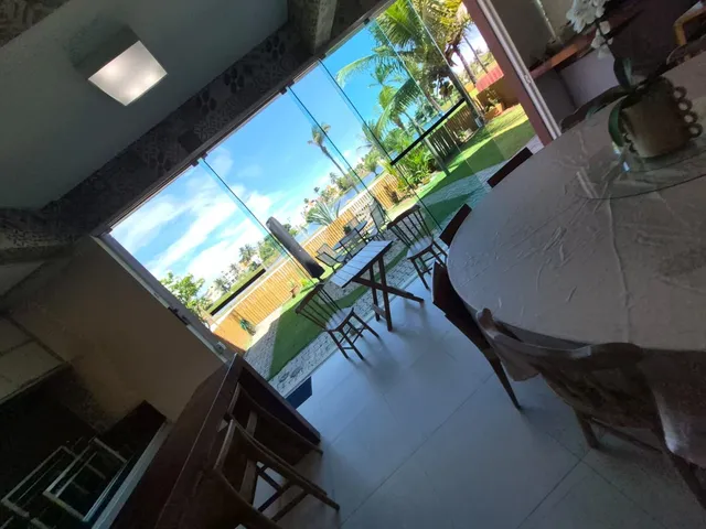 Imagem 7: Casa de Luxo à Venda na Praia do Flamengo em Salvador-BA: 4 Quartos, Energia Solar e