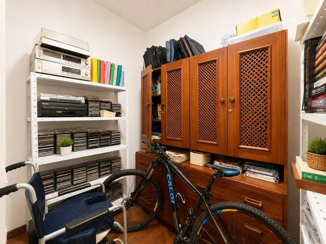 Imagem 6: Apartamento à Venda em Salvador-Ba: 2 Quartos, 1 Suíte, Varanda e Vaga de Garagem na