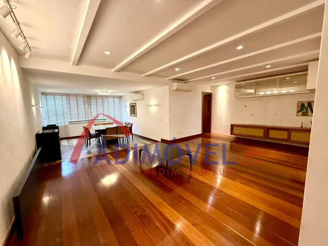 Imagem: Apartamento na Praia do Canto! Com 4 Quartos