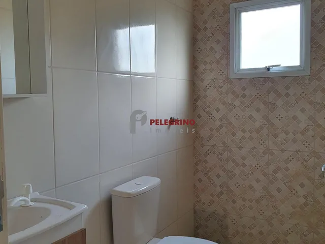Imagem 2: Pelegrino Imóveis aluga apartamento no centro de Tapes