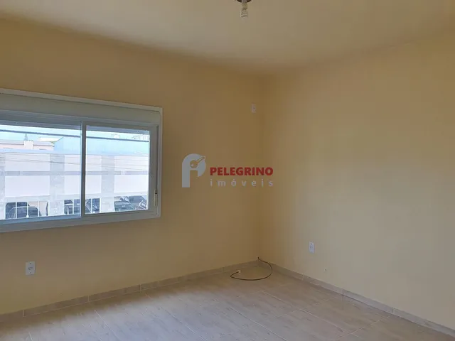 Imagem 3: Pelegrino Imóveis aluga apartamento no centro de Tapes
