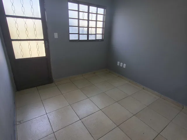 Imagem 6: Entrada compartilhada com outra casa