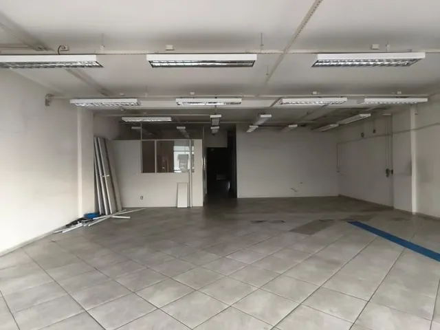 Imagem 6: Comercial para Locação em Ponta Grossa, Uvaranas, 2 banheiros, 1 vaga