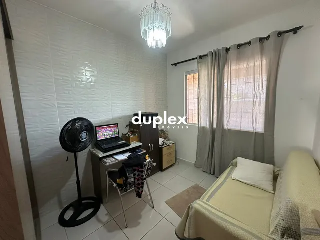 Imagem 2: CASA TÉRREA GEMINADA COM 2 DORMITÓRIOS, SEMIMOBILIADO E 2 VAGAS NO BELA VISTA NA