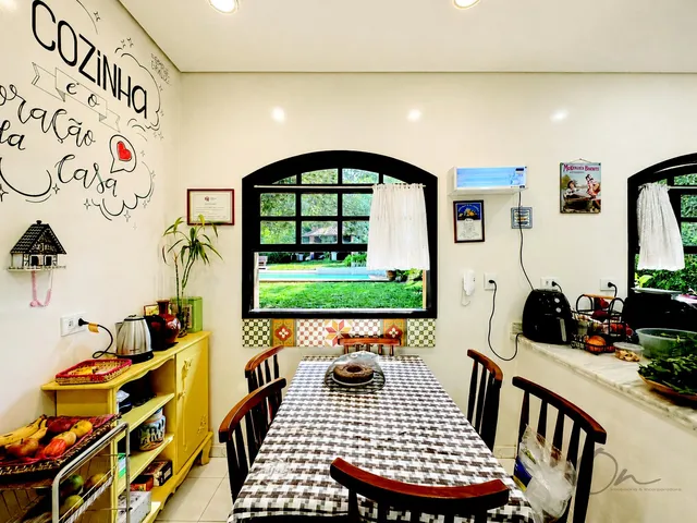 Imagem 16: Casa Térrea em Condomínio Estilo Campo com Jardim e Piscina em Jardim Colibri, Cotia, SP