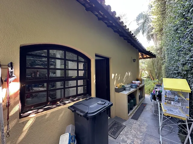 Imagem 5: Casa Térrea em Condomínio Estilo Campo com Jardim e Piscina em Jardim Colibri, Cotia, SP