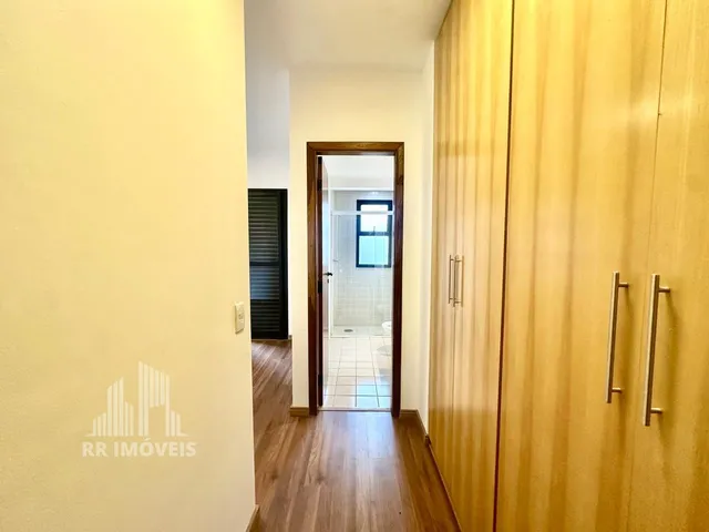 Imagem 8: RR10225 Apartamento 154m² CONDOMÍNIO ALPHA CLUB - OPORTUNIDADE - 4 Dorms 2 Vagas