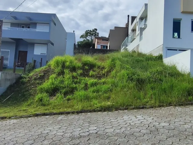 Imagem 3: Terreno à venda em Garopaba-SC, 360m² no bairro Jardim Panorâmico! Aproveite esta