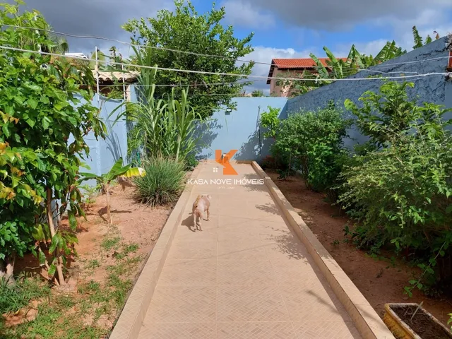 Imagem 2: Casa à venda em Salvador-BA, bairro Praia do Flamengo: 4 quartos, 2 suítes, 2 salas, 4