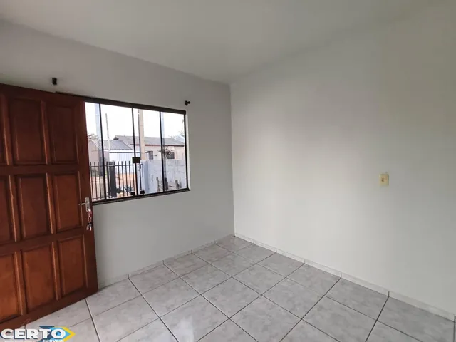 Imagem 6: Casa com 2 quartos, sala, cozinha, lavanderia, banheiro, garagem coberta