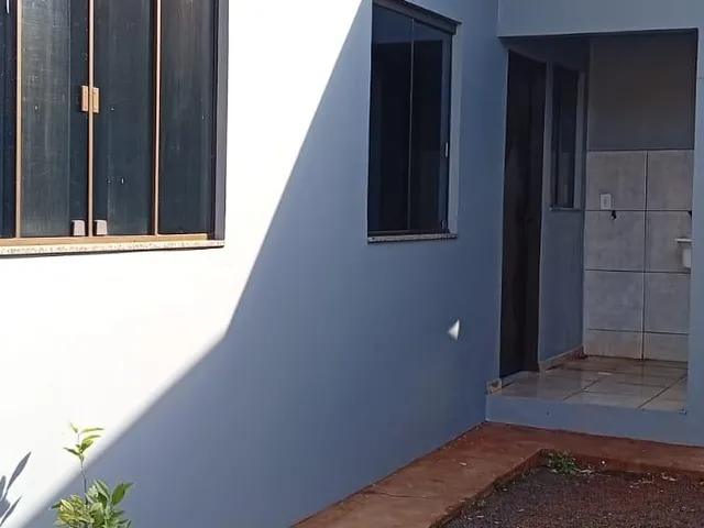 Imagem 8: Casa com 2 quartos, sala, cozinha, lavanderia, banheiro, garagem coberta
