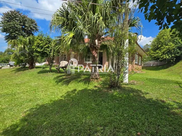 Imagem 4: Casa com amplo terreno e potencial comercial à venda, Linha Santa Cruz